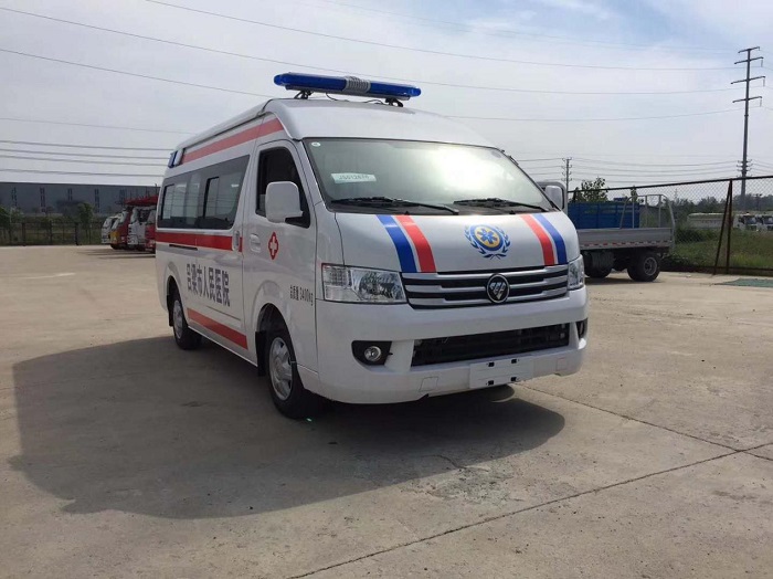 北京福田G9监护型救护车